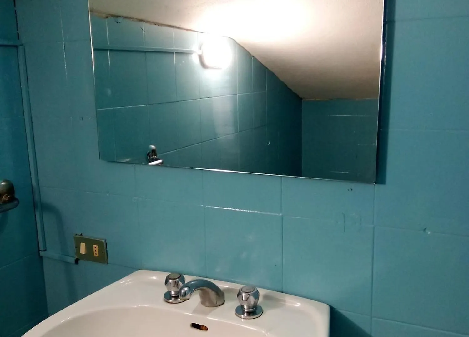 Homestay La Vecchia Mansarda Apartment Olbia